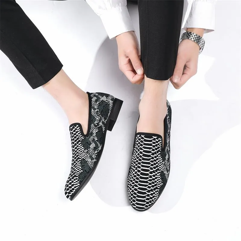 Black Casual Crocodile Striped Pattern Breathable Loafers for Men