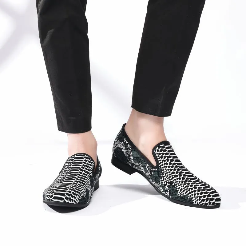 Black Casual Crocodile Striped Pattern Breathable Loafers for Men