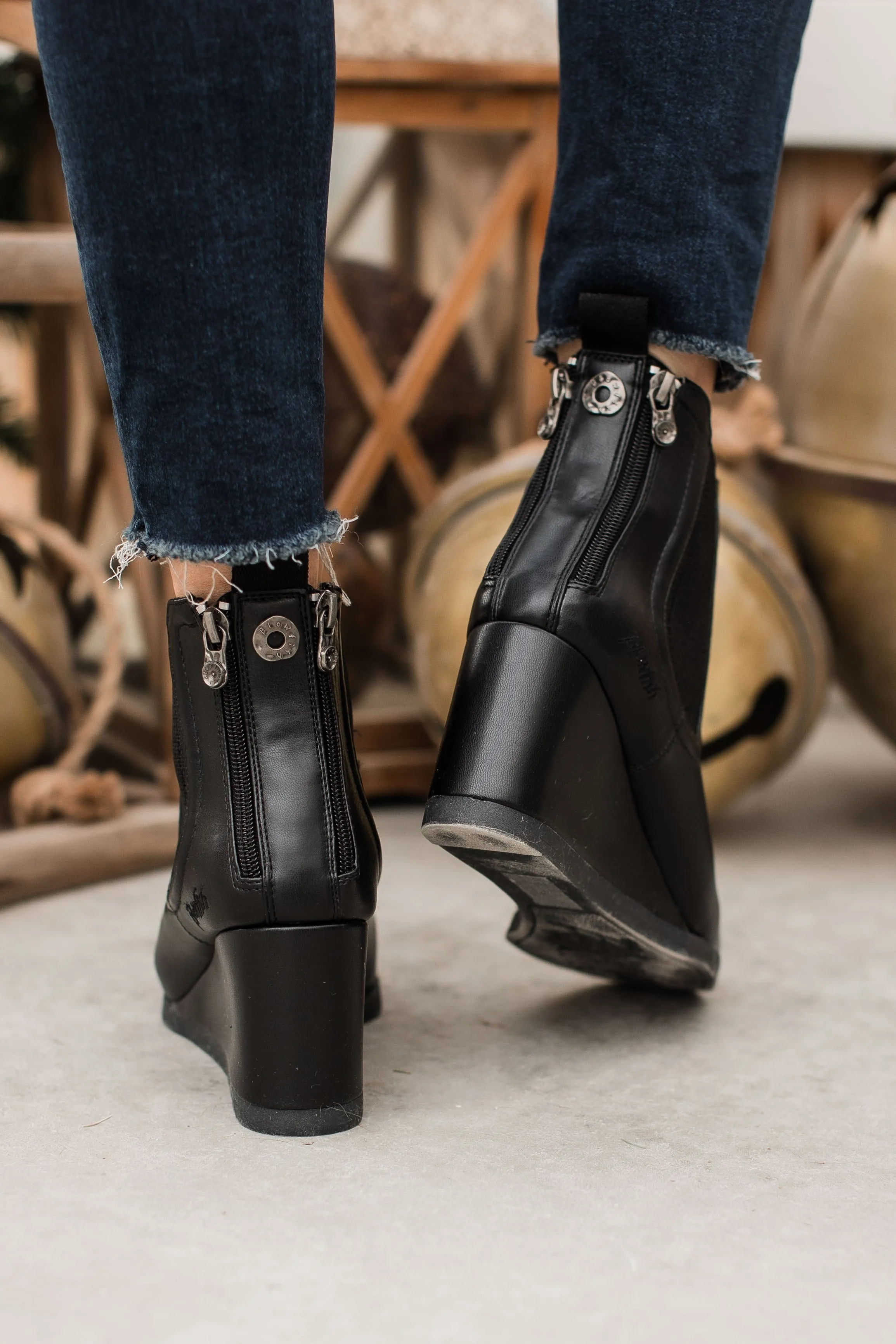 Blowfish Praline Wedge Booties- Black