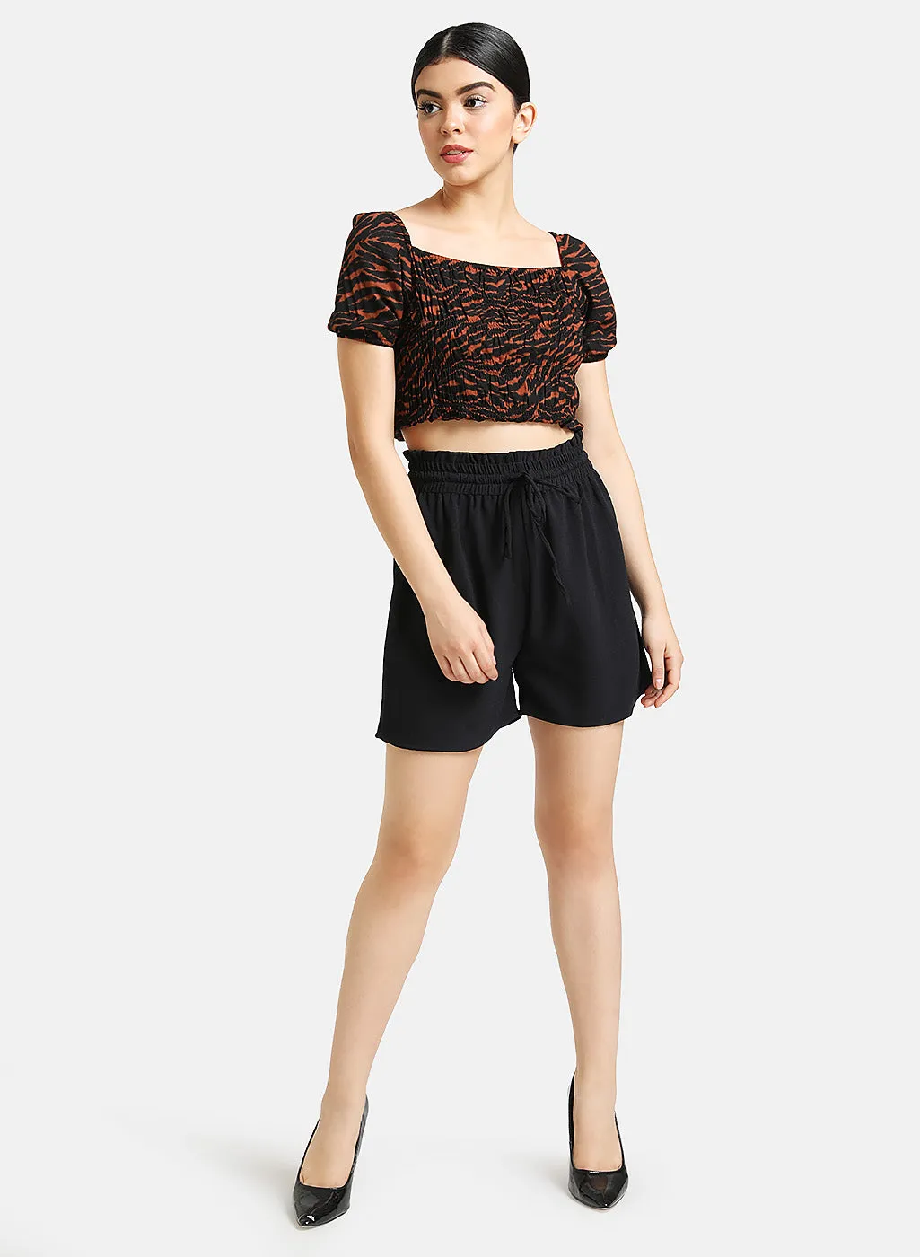 Broad Elastic Waist Band Shorts