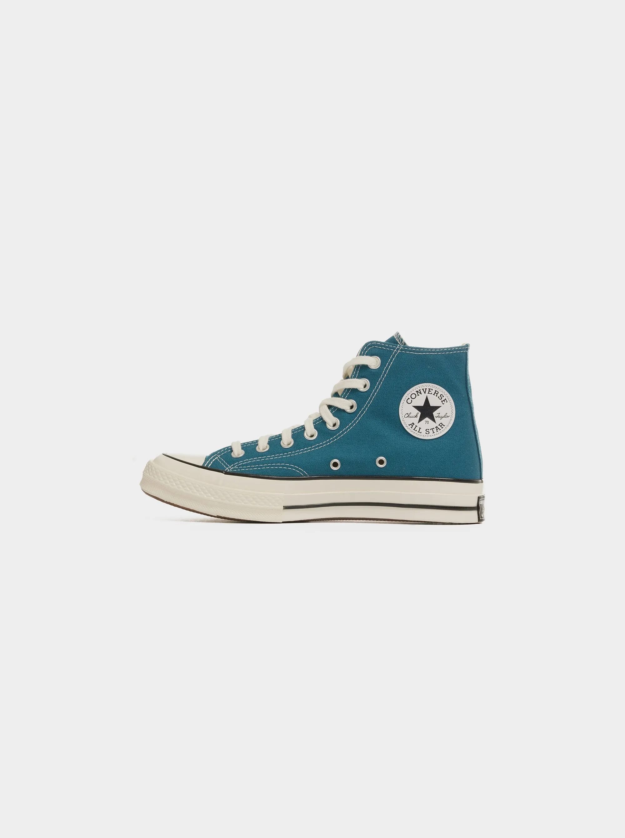 Chuck 70 Hi, Teal Universe / Egret