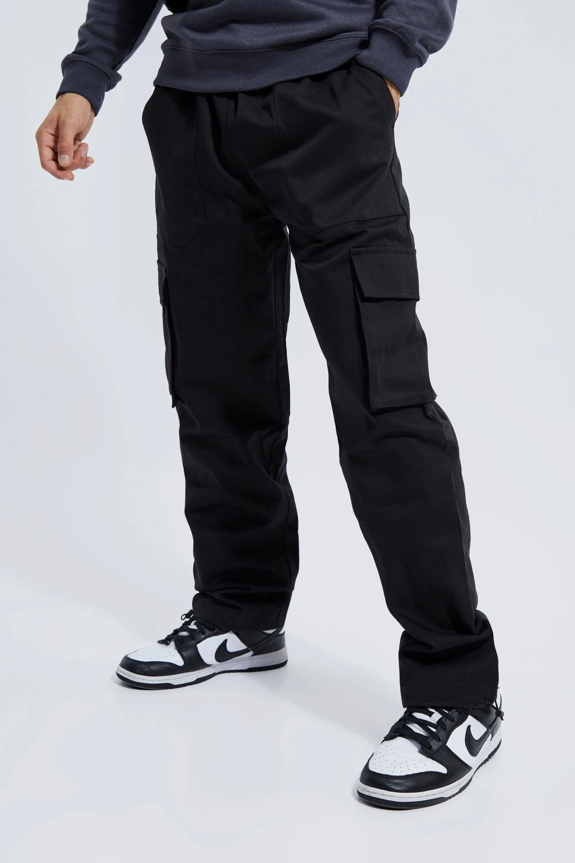 Elastic Waist Straight Cargo Bungee Trouser | boohooMAN UK