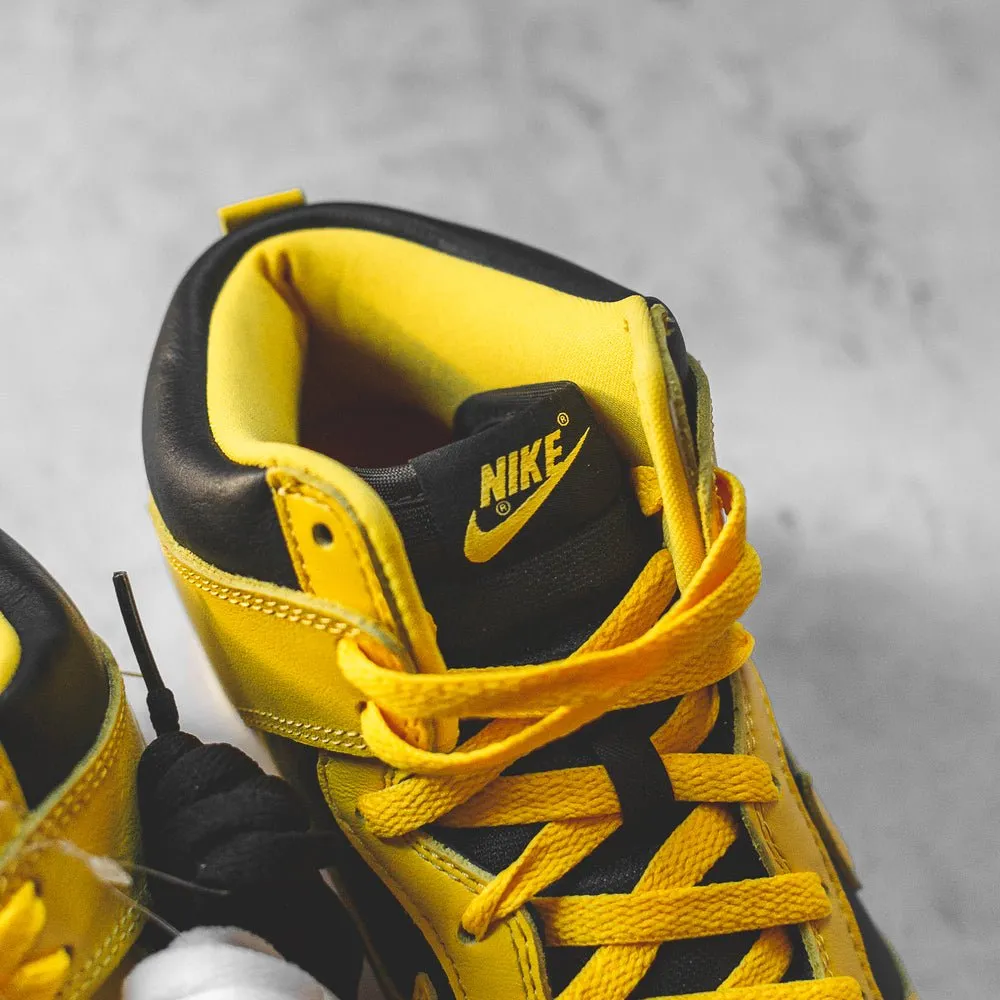 Nike Dunk High Varsity Maize