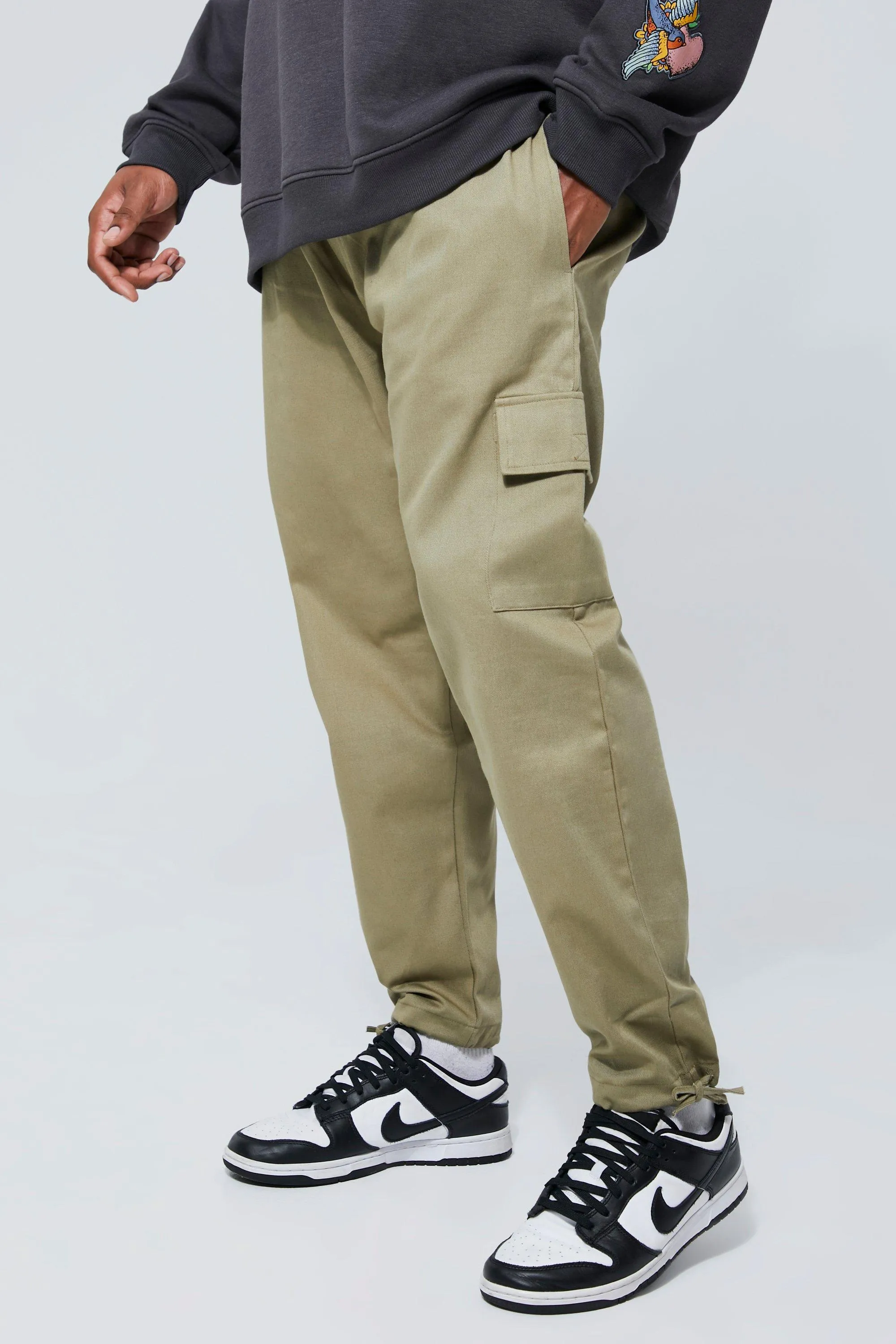 Plus Skinny Fit Elastic Waist Cargo Trouser | boohooMAN UK