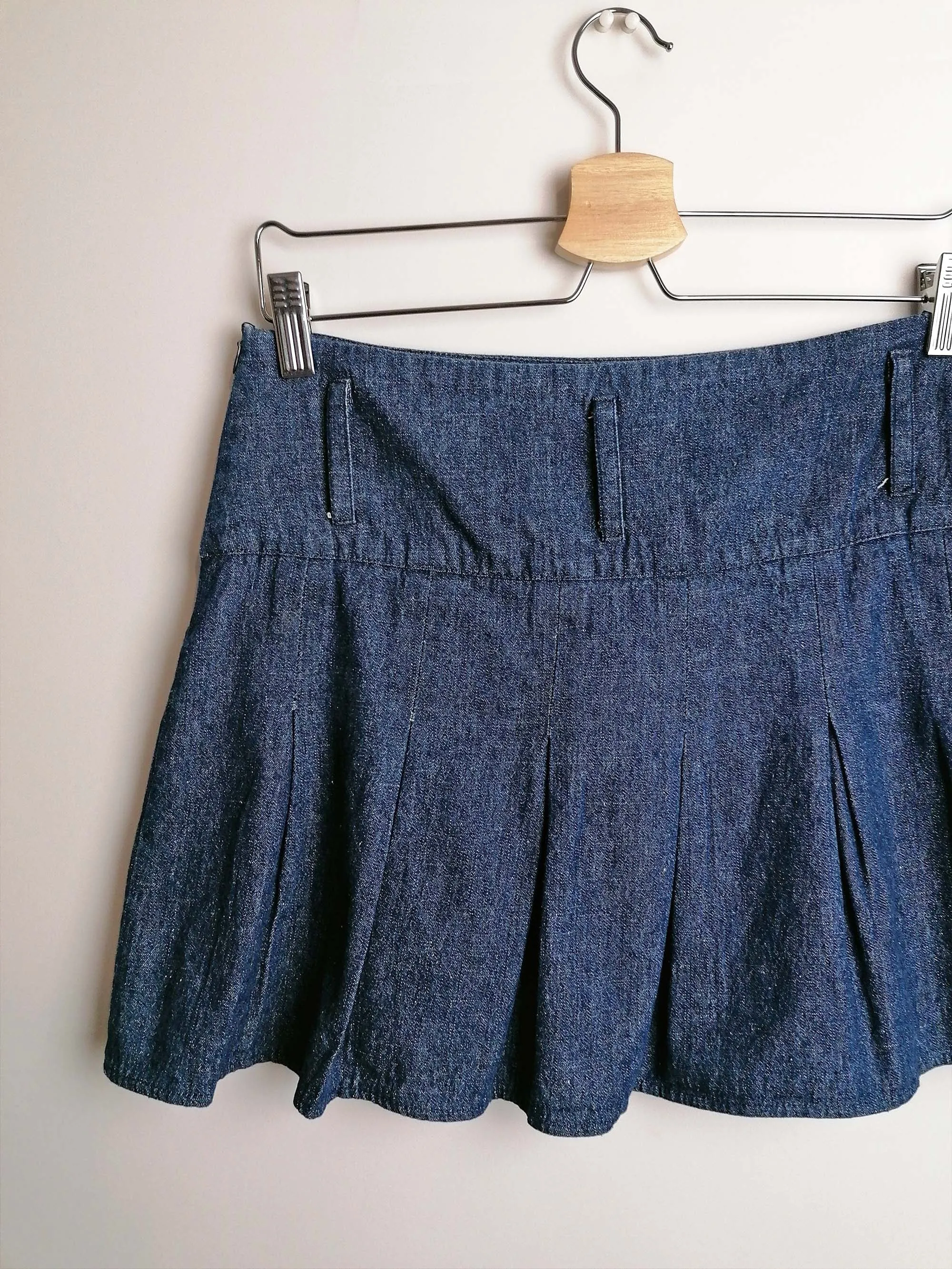 Y2K Denim mini-skirt with pleats - size M